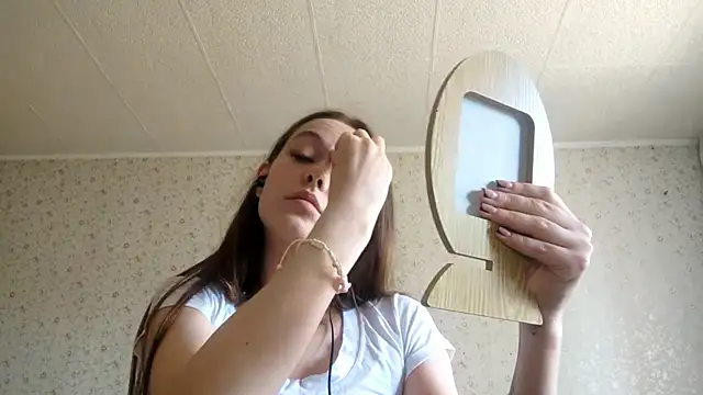 FrancesSrygley online show from 06/07/26, 09:24