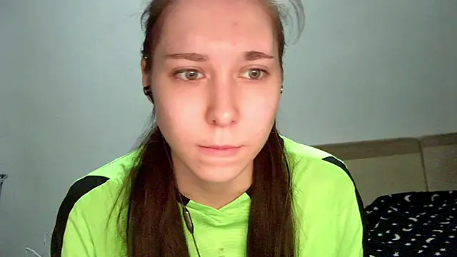 Snapshot of Annette_meow1 chatting on 12/16/25, 05:12 Annette meow1 online show from 12/16/25, 05:12