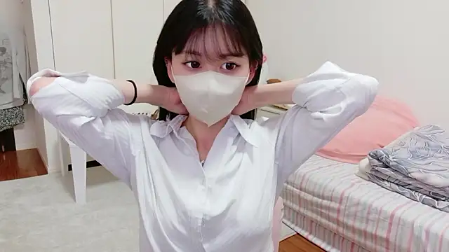 Ms-KARINA online show from 06/15/26, 05:42