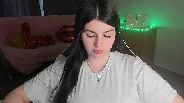 KisaModel online show from 06/10/26, 02:38