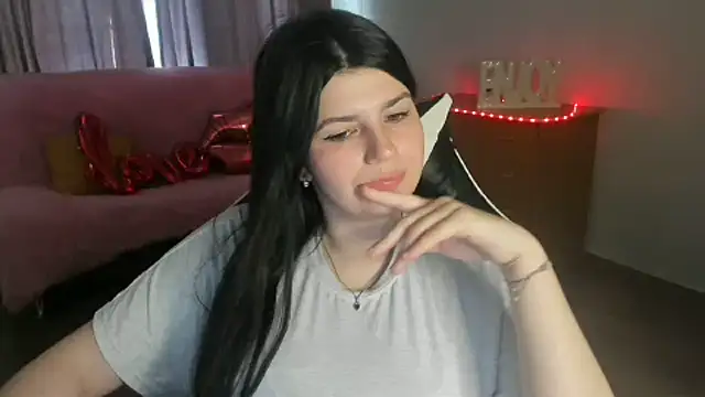 KisaModel online show from 06/11/26, 03:04