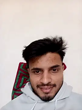 Snapshot of ElementaryColor80 chatting on 12/15/25, 03:55 ElementaryColor80 online show from 12/15/25, 03:55