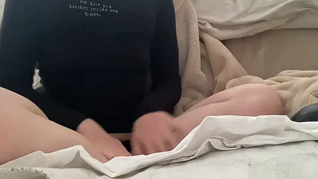 ijustturned18today online show from 05/04/26, 09:16