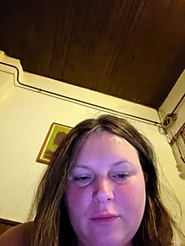 Snapshot of andelija chatting on 12/16/25, 06:40 andelija online show from 12/16/25, 06:40