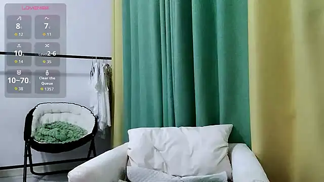 Leila-11 online show from 05/08/26, 12:27