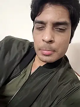 Snapshot of Demon5500 chatting on 12/13/25, 09:31 Demon5500 online show from 12/13/25, 09:31