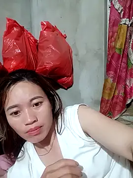 little-effy online show from 05/09/26, 01:27