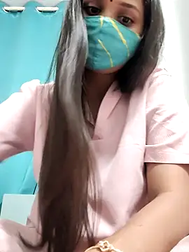 Delhikidevi online show from 06/29/26, 04:18