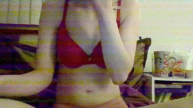 Snapshot of jennyxoxo22 chatting on 12/15/25, 04:50 jennyxoxo22 online show from 12/15/25, 04:50