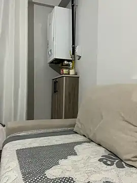 Snapshot of sweetsexywoman chatting on 12/13/25, 08:47 sweetsexywoman online show from 12/13/25, 08:47