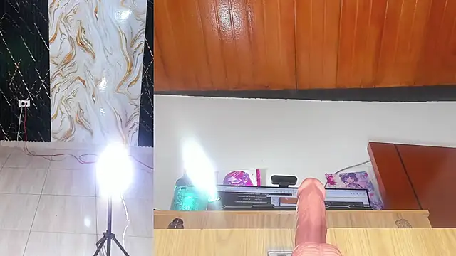 aisha funny online show from 06/11/26, 03:37