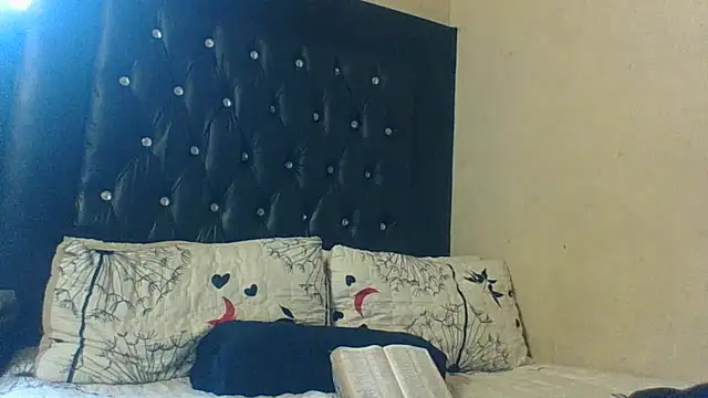 BustyBabyJ online show from 11/22/25, 09:41