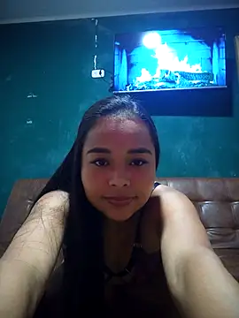 Snapshot of exotica_lui chatting on 12/17/25, 04:02 exotica lui online show from 12/17/25, 04:02