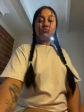 Nova hotXXX online show from 12/17/25, 01:22