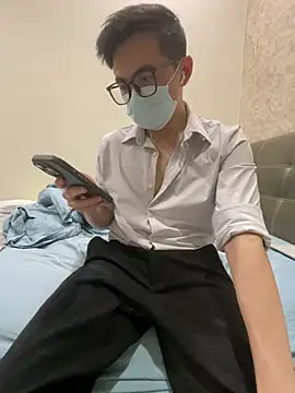 YourBoYyyyyyyy online show from 06/30/26, 11:22