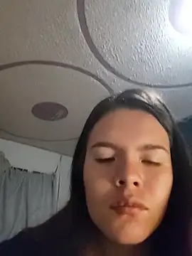 Snapshot of Krolaykate chatting on 12/16/25, 10:09 Krolaykate online show from 12/16/25, 10:09