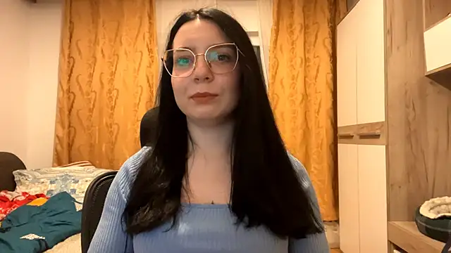 DoraRobertos online show from 12/21/25, 04:47