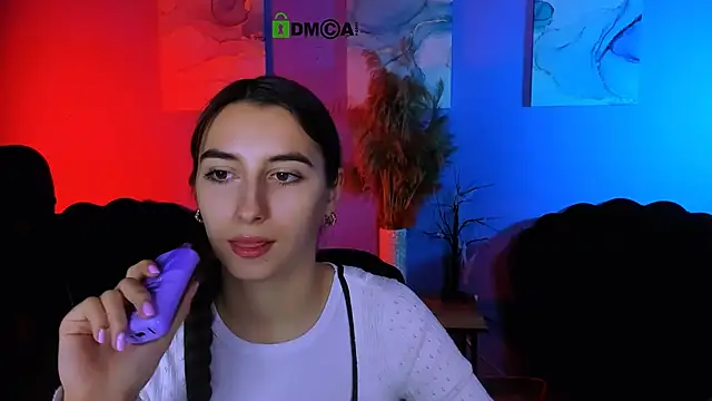 Snapshot of mila_firee chatting on 12/15/25, 10:08 mila firee online show from 12/15/25, 10:08