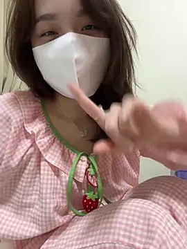 Snapshot of Baby22223 chatting on 03/25/26, 01:06 Baby22223 online show from 03/25/26, 01:06