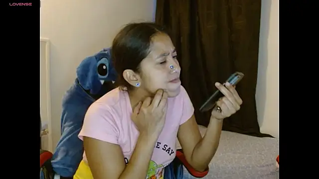 Snapshot of NovahPerotti chatting on 05/28/26, 11:13 NovahPerotti online show from 05/28/26, 11:13