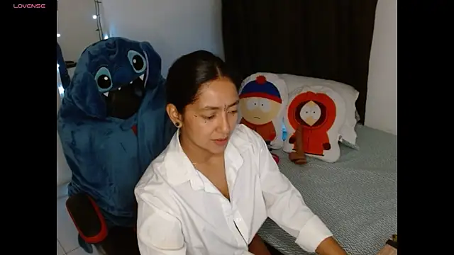 Snapshot of NovahPerotti chatting on 07/03/26, 04:30 NovahPerotti online show from 07/03/26, 04:30
