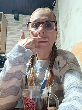 Snapshot of cari75 chatting on 05/11/26, 03:34 cari75 online show from 05/11/26, 03:34