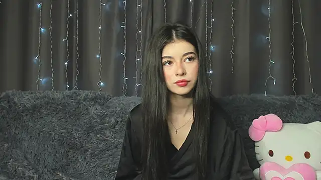 LisaColee online show from 06/15/26, 09:06