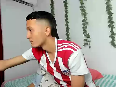 Shsexi hot online show from 12/17/25, 02:45