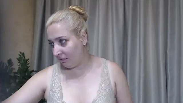 sweetpussy13 online show from 07/28/26, 07:37