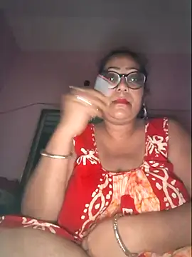 MISTI KOLK online show from 07/10/26, 05:37