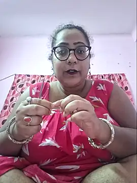 MISTI KOLK online show from 07/24/26, 01:20