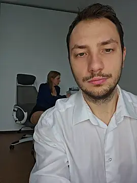 Snapshot of Lovebackground chatting on 11/05/25, 08:36 Lovebackground online show from 11/05/25, 08:36