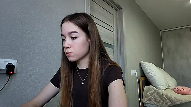 Snapshot of JiDzubak chatting on 12/17/25, 01:55 JiDzubak online show from 12/17/25, 01:55