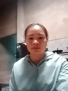 honey-kis online show from 12/15/25, 05:01