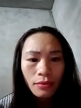 honey-kis online show from 12/18/25, 11:44