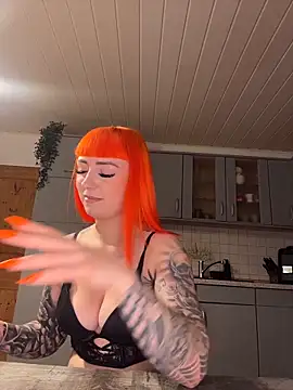 Snapshot of ScarletVixenLive chatting on 02/01/26, 02:37 ScarletVixenLive online show from 02/01/26, 02:37