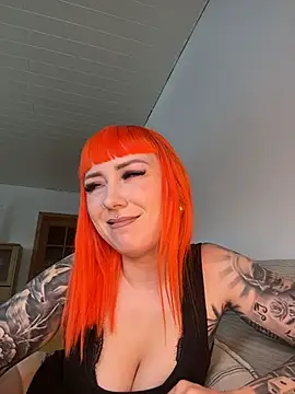 Snapshot of ScarletVixenLive chatting on 02/18/26, 02:57 ScarletVixenLive online show from 02/18/26, 02:57