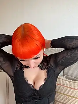 Snapshot of ScarletVixenLive chatting on 03/18/26, 01:47 ScarletVixenLive online show from 03/18/26, 01:47
