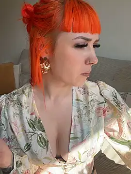 Snapshot of ScarletVixenLive chatting on 04/15/26, 12:23 ScarletVixenLive online show from 04/15/26, 12:23