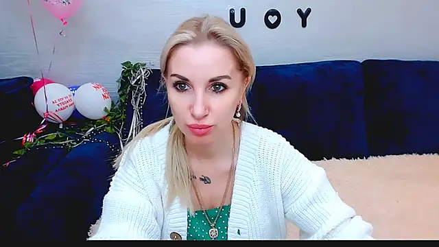 Snapshot of Hanna--Sweet chatting on 01/16/26, 11:03 Hanna--Sweet online show from 01/16/26, 11:03