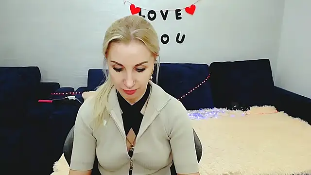 Snapshot of Hanna--Sweet chatting on 02/26/26, 03:33 Hanna--Sweet online show from 02/26/26, 03:33