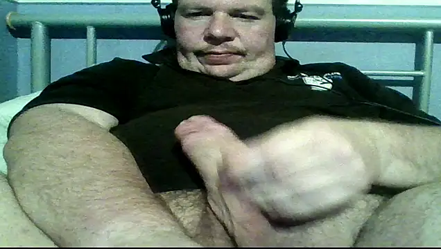 mrhardcock12 online show from 02/15/26, 10:17
