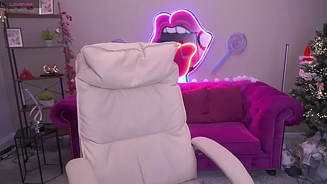 OliviaDesire online show from 01/09/26, 03:48