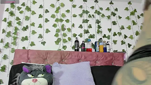 Ayla-marttinez online show from 07/16/26, 01:33