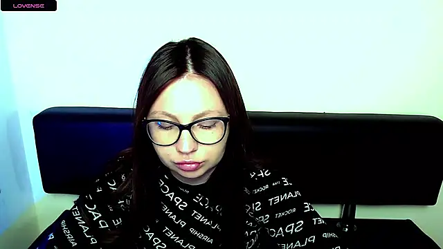 LiliaErmi online show from 05/29/26, 06:44