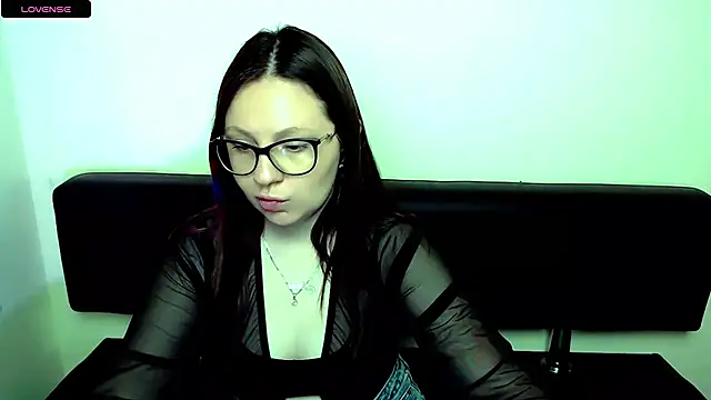 LiliaErmi online show from 05/30/26, 06:10