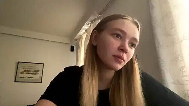 Snapshot of Leifuture chatting on 04/04/26, 12:13 Leifuture online show from 04/04/26, 12:13