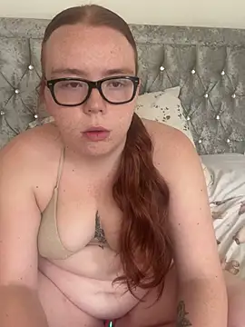 AnnieAinsx online show from 07/04/26, 09:48