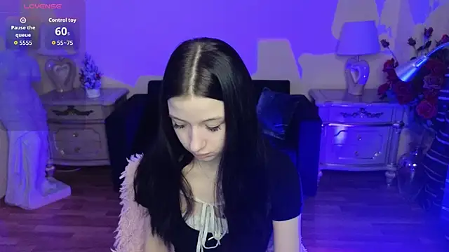 Snapshot of AlicePowells chatting on 01/13/26, 11:26 AlicePowells online show from 01/13/26, 11:26