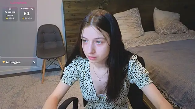 Snapshot of AlicePowells chatting on 02/15/26, 11:30 AlicePowells online show from 02/15/26, 11:30